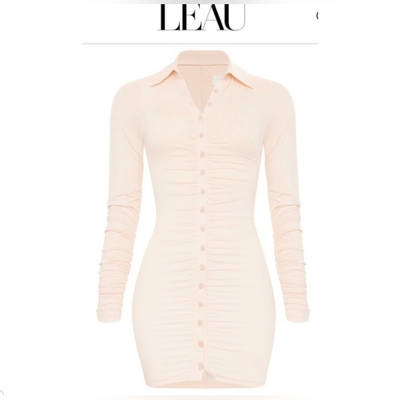 LEAU Dresses & Skirts - NWT LEAU BERLIN BUTTO UP MINI DRESS CREME SZ L